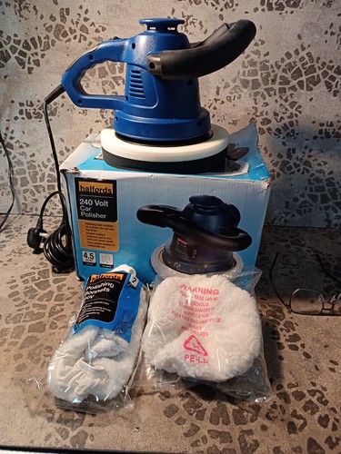 Halfords car polisher - (new),