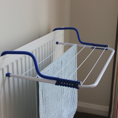 Jvl folding clothes - folding,