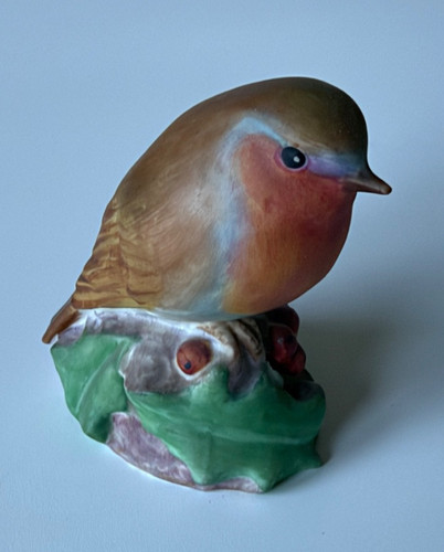 Royal worcester robin - **royal, 3197