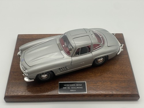 Burago scale 1954 - scale,