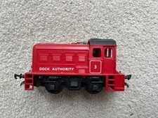 TRIANG HORNBY R253 BR RED