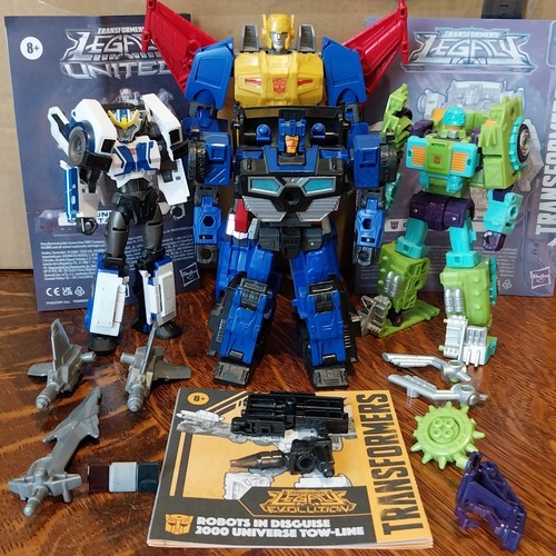 Transformers legacy autobot - legacy,