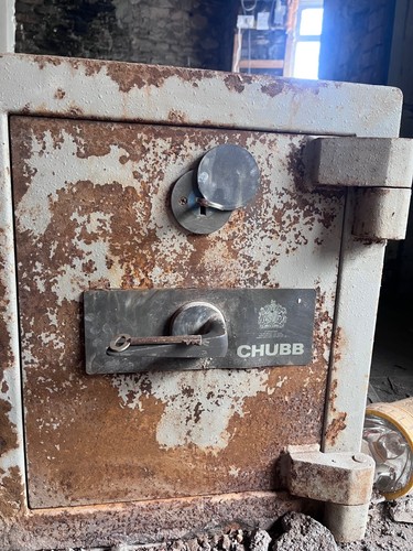 Chubb safe vintage - chubb,