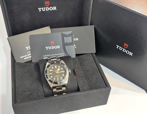 Tudor black bay - tudor, heritage