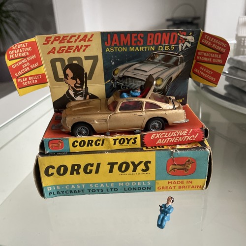 Corgi toys 261 james - corgi,