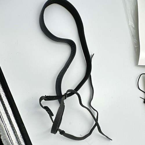 Contax camera neck shoulder - neck,