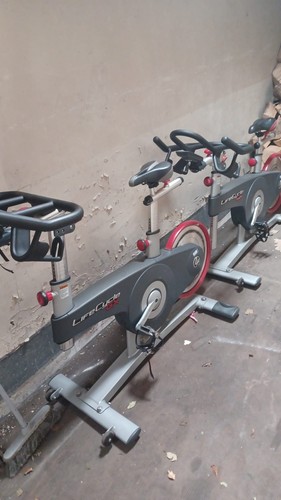 Life fitness spin bike - fitness,