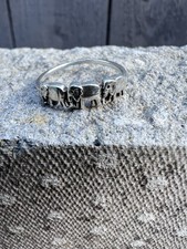 STERLING SILVER ELEPHANT FAMILY BAND RING Sizes O, J, M