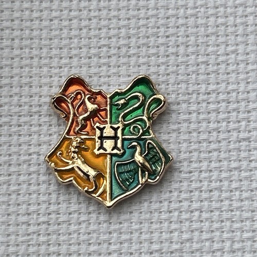Magnetic needle minder for - magnetic,