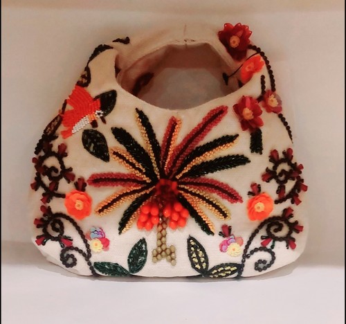 Zara floral beaded - top, handle