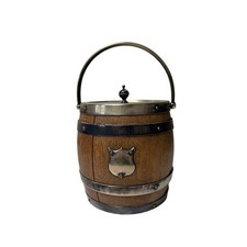 Walker & Hall EPNS Oak Biscuit