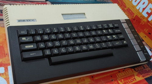 Atari 800 - atari,