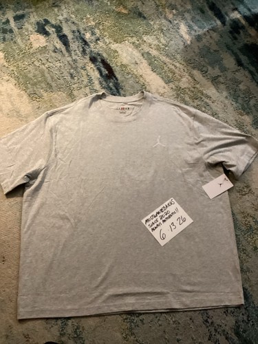 Nwt nike air - nwt,