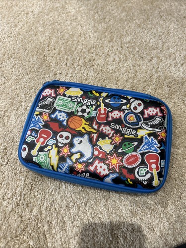 Smiggle pencil case - pencil, boys