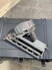 Senco Sn70 Air Nail Gun