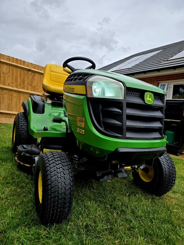 Johne deere x125 - on, mower