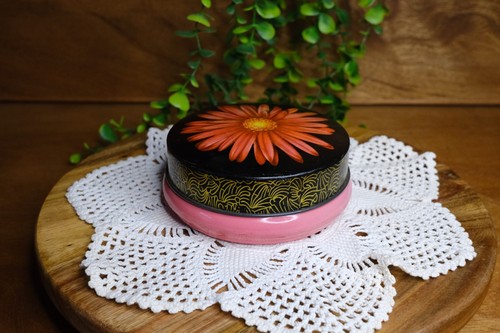 Vintage black floral tin red - tin,