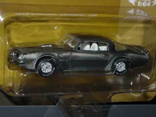 Auto world 1976 pontiac - world,