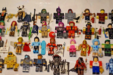 LOT 2: JAZWARES  ROBLOX