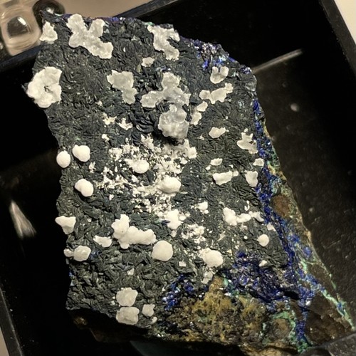 Azurite unknown white - azurite,