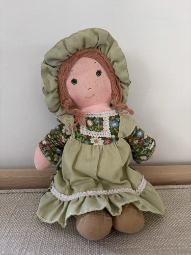 Vintage 1975 holly hobbie - holly, hobbie’s