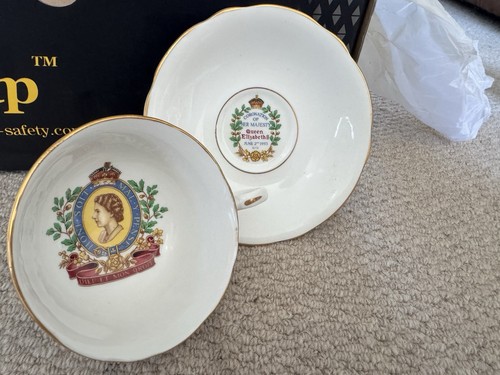 Rare royal 1953 queen - rare,