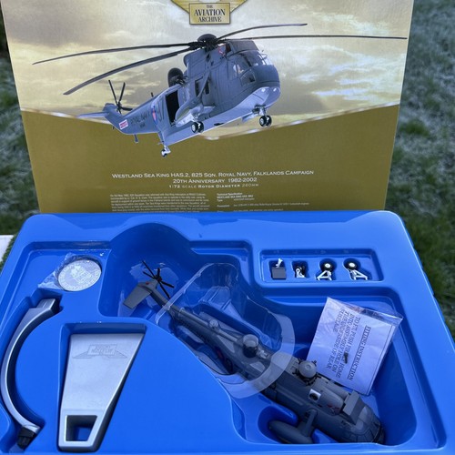 Corgi sea king has - king, has.2