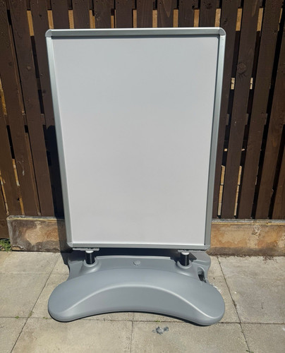 Freestanding portable board - freestanding,