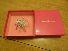 BNWOT BUTLER & WILSON Large