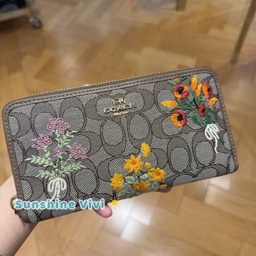 Nwt coach long zip - nwt,