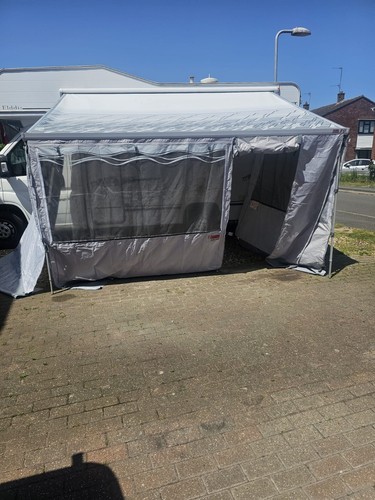 Fiamma privacy room used - fiamma,