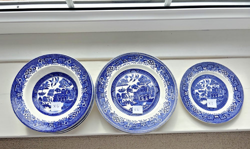 Blue white old willow - old,