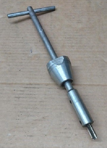 Volvo penta tool - volvo,