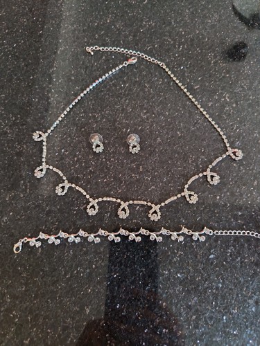 Swarovski jewelry set - swarovski,