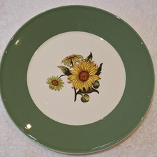 Sunflower Wedgwood plate 24cm