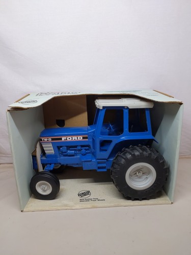 Ertl farm toy - farm, tw5