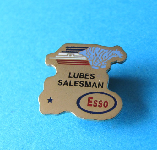 Esso lubes salesman pin badge - lubes,