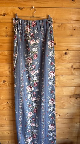 Vintage pair curtains - vintage, of