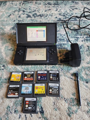 Nintendo lite bundle with - ds,