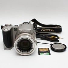 Fujifilm FinePix 4900 Zoom Digital Camera 2.4MP + 64MB Smart Media Card Tested