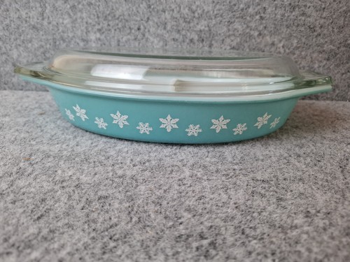 Pyrex snowflake vintage - snowflake,