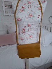 Vera Pelle Genuine Leather Crossbody Bag Mustard Yellow Made in Italy