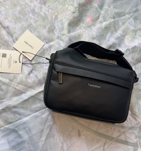 Calvin klein cross body - body, bag