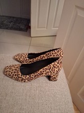 Clarks Signature ,low Court
