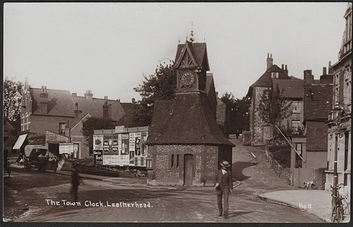 Leatherhead postcard town - leatherhead,