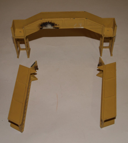 Hornby dublo foot bridge - d1,