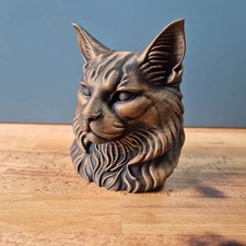 Maine Coon Cat Bust