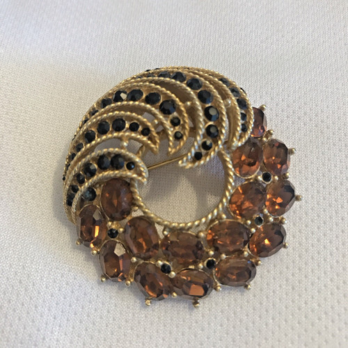 Vintage trifari brooch - vintage,