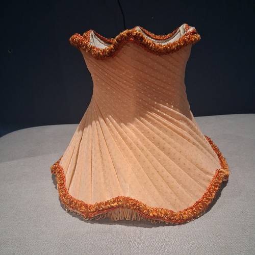 Vintage scallop orange - scallop, pink