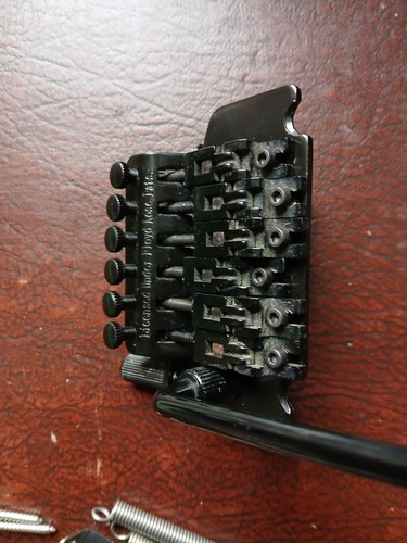 Licenced under floyd rose - licenced,